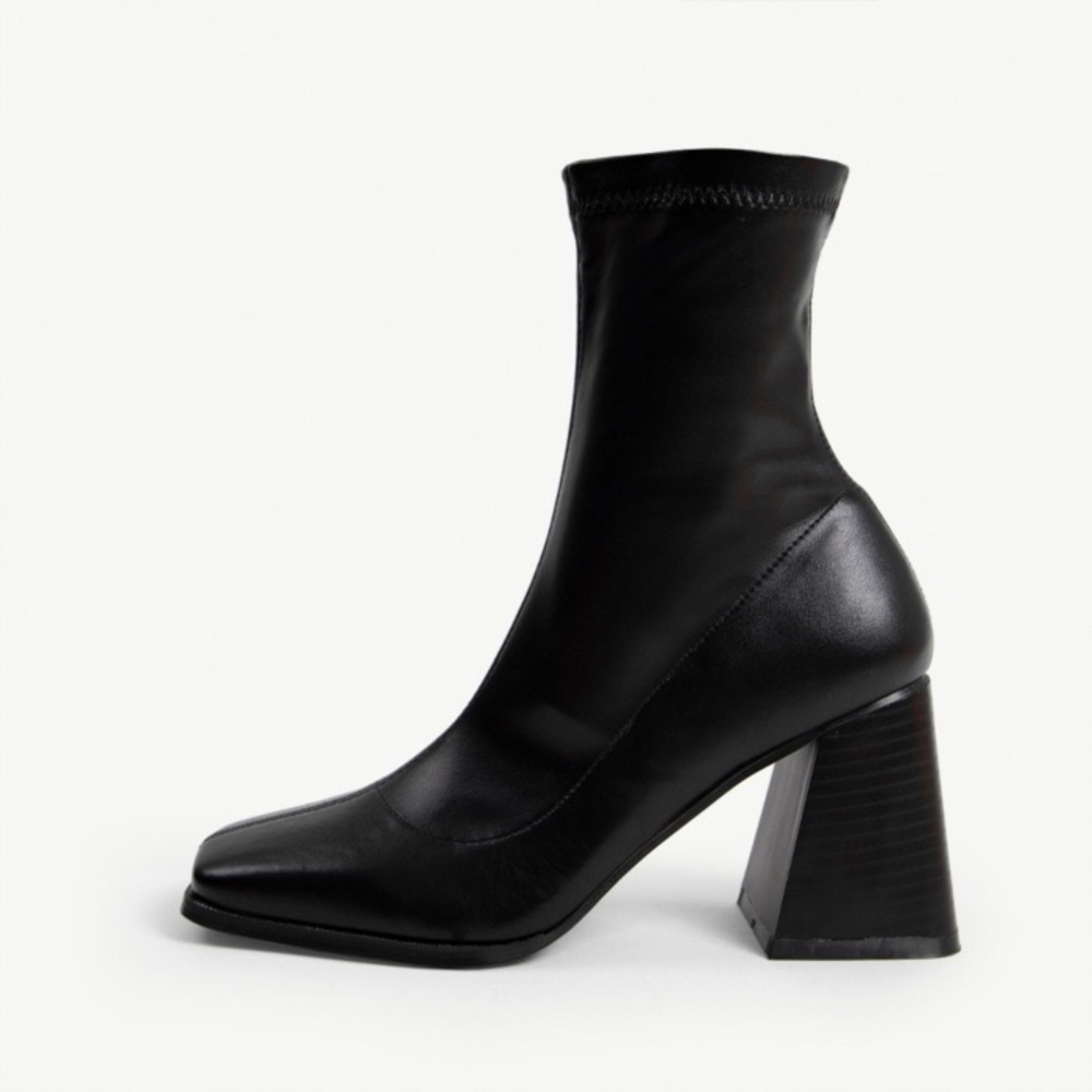 Black block heeled boots